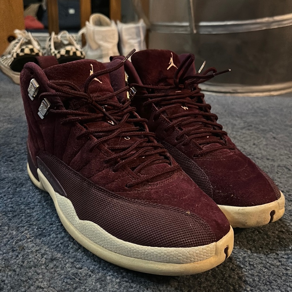 jordan 12 bordeaux